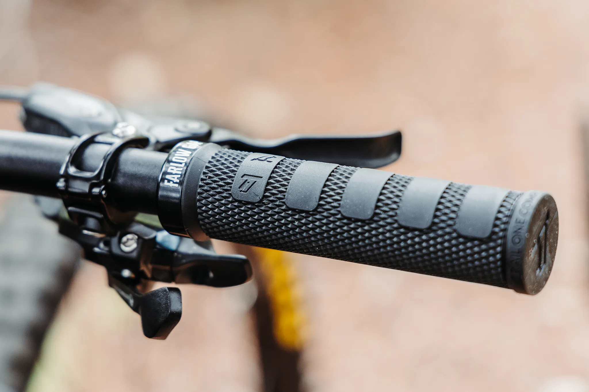 The Farlow Gap Grips